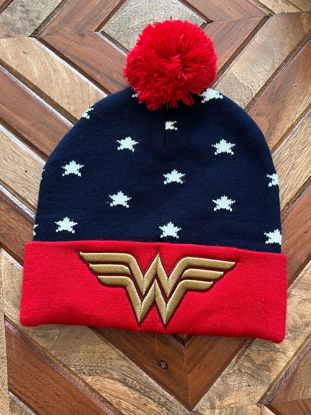 Wonder Girl Kids Pom Beanie - Red & Navy